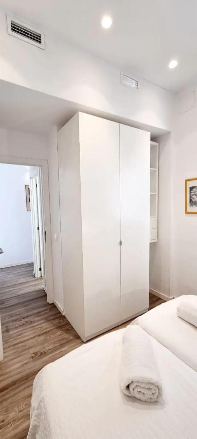 Florit Flats - The Canovas Apartment Valencia Exterior photo
